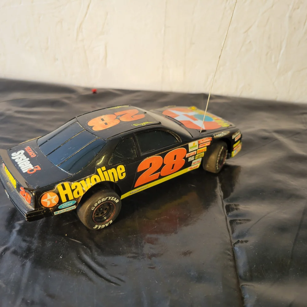 Vintage Bright Havoline #28 Ford Thunderbird RC Car Remote Control 49.86MHz